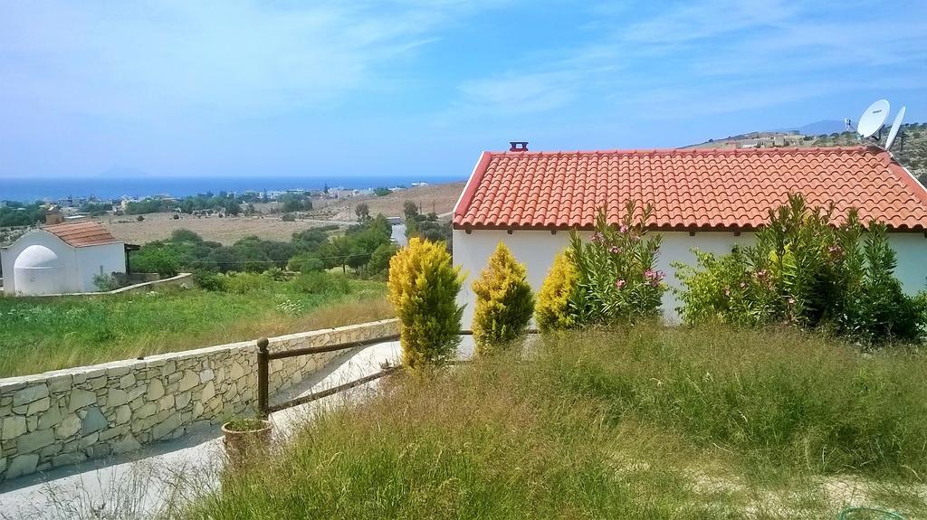 Villa Oniro Kreta Каламаки Екстериор снимка